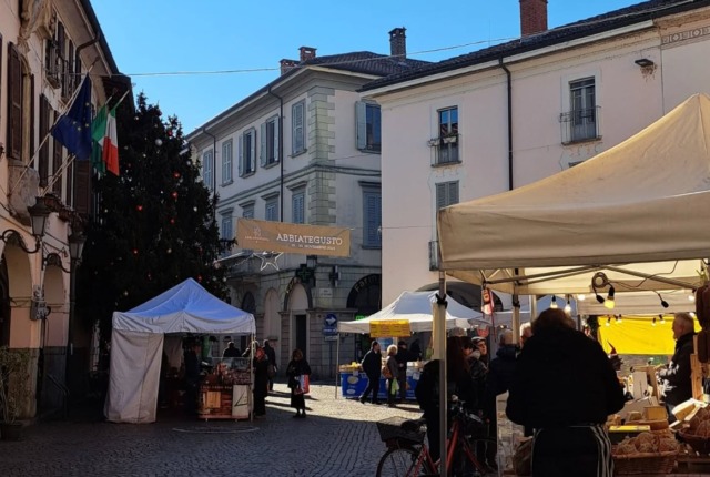 abbiategrasso-standmarconi-abbiategusto2025