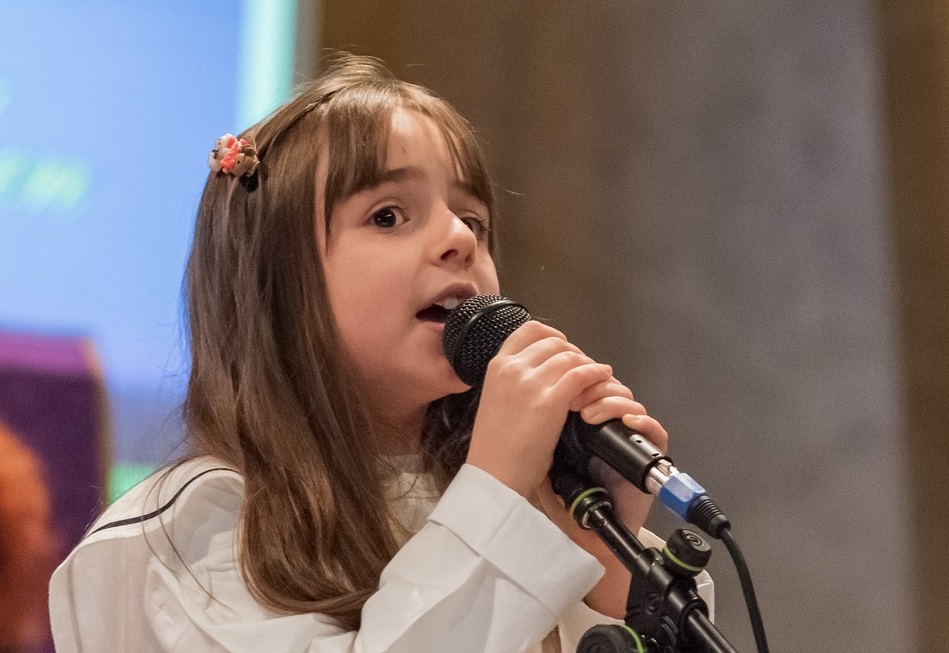 Ana Estela Marconato, 9 anni, canterà allo “Zecchino d’oro”
