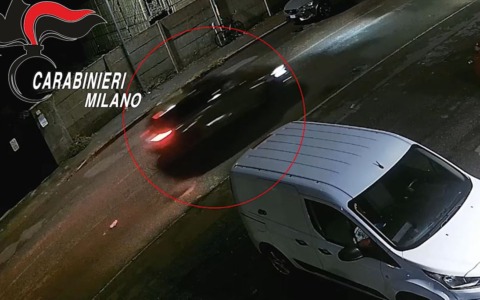 Spara contro il buttafuori di un locale, arrestato dai Carabinieri