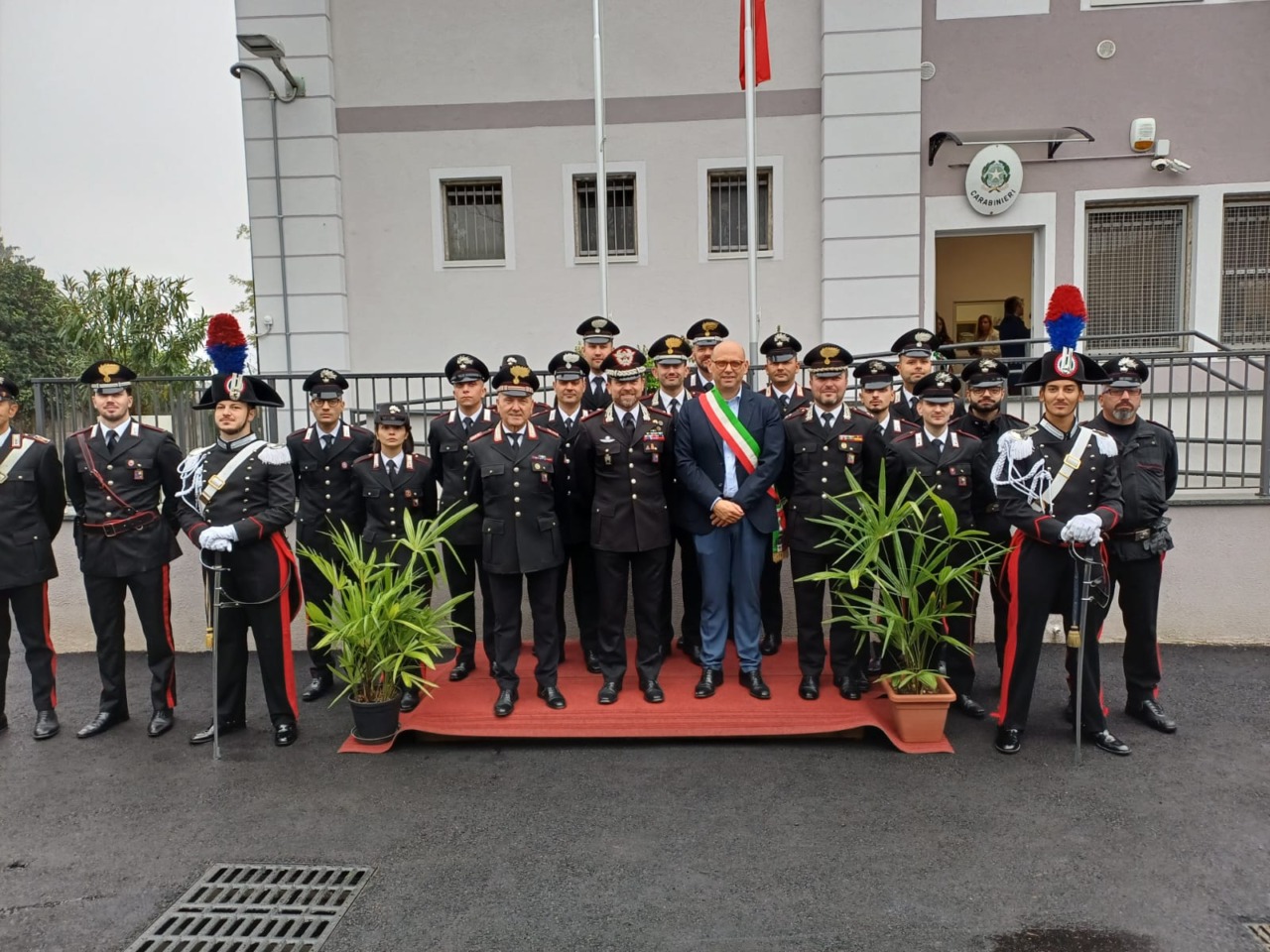 Inaugurata la rinnovata caserma di Parabiago