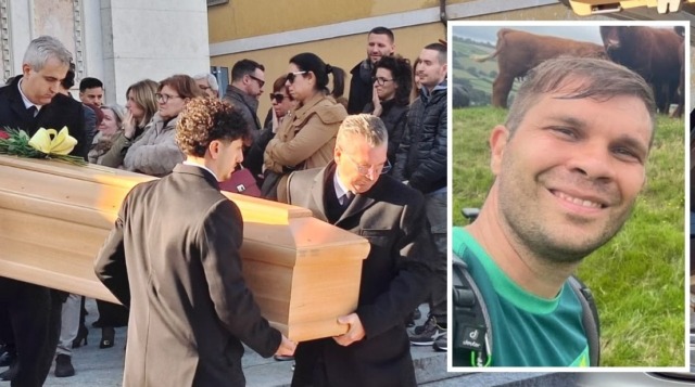 Folla e commozione ai funerali di Martino Lunardi