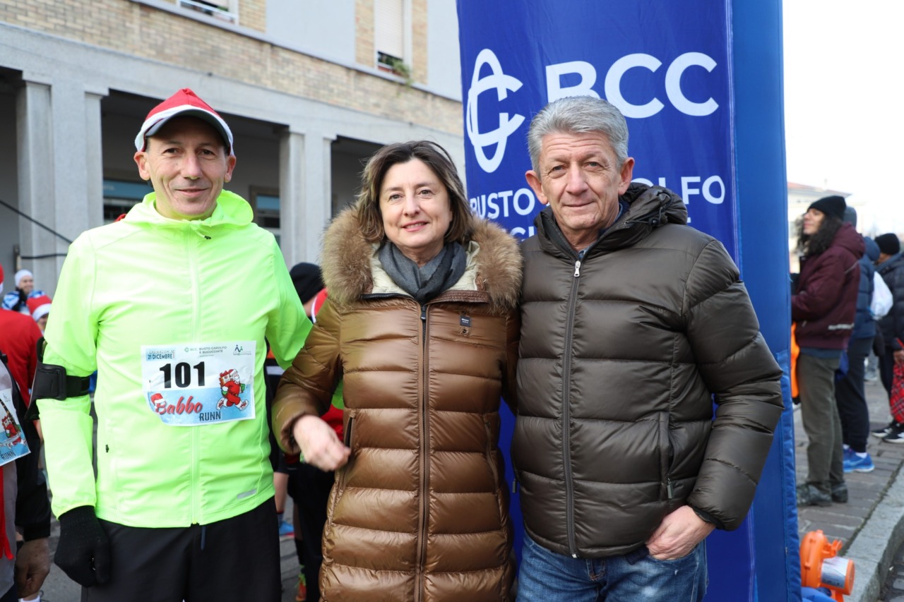 Più di 400 partecipanti alla Babbo Runn