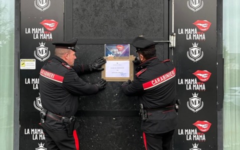 Rissa con coltelli: sospesa per 15 giorni la licenza al “La mama de la mama”