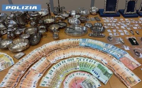 La Polizia sgomina banda di ricettatori