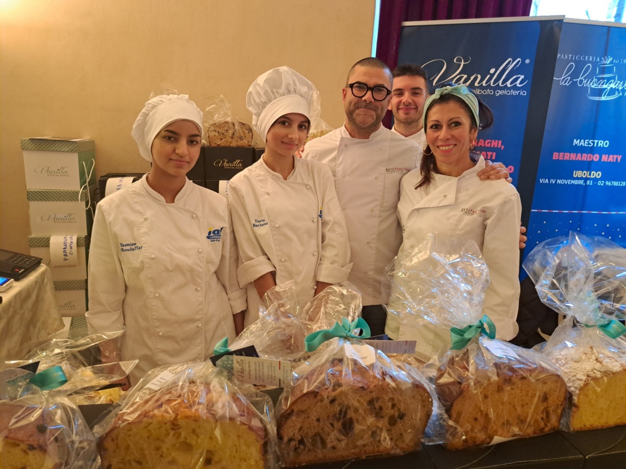 Pienone a Palazzo Leone da Perego per Arte Panettone