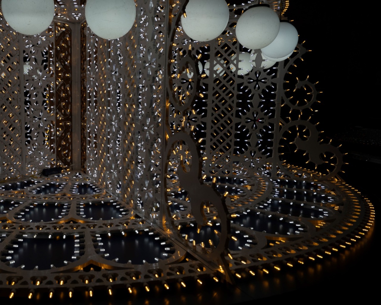 Il Centro diagnostico italiano accende le luci dell’Albero della gentilezza