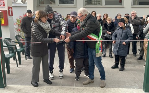 Taglio del nastro per il nuovo campo da bocce