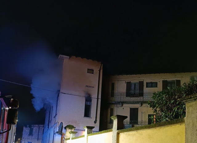 abbiategrasso-fuocovarosa-1