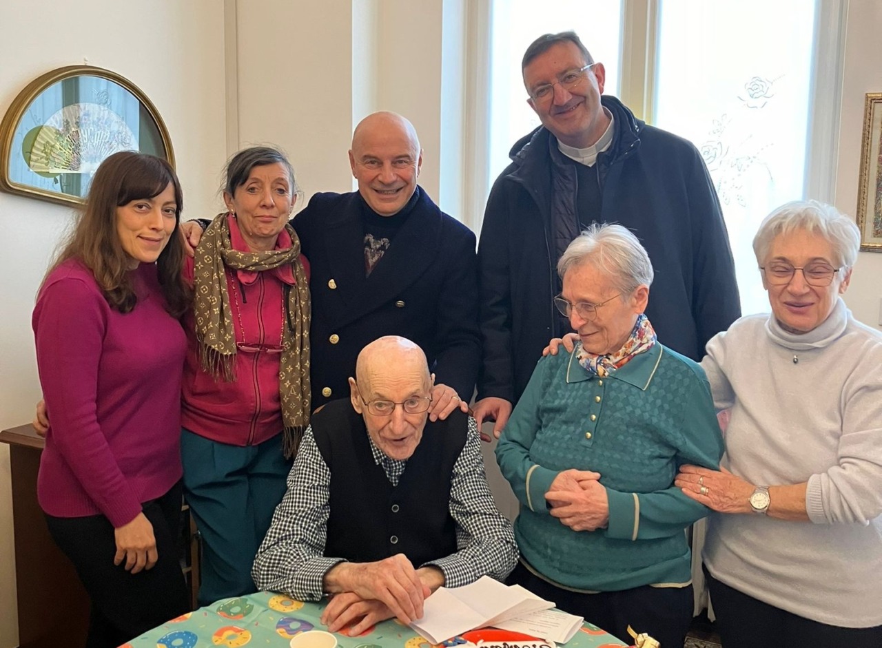 Cento candeline per Giovanni Nidola