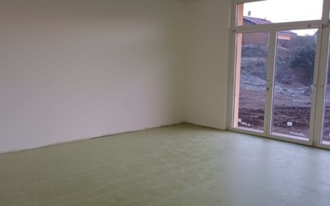 Lavori non conclusi, slitta il trasferimento nella nuova scuola di Terrazzano