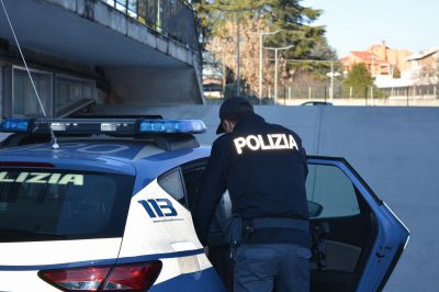 La Polizia trova 715 chili di hashish in un deposito di Bollate