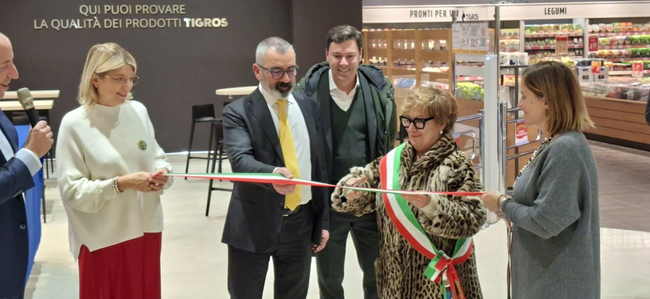 Ex Gianazza: inaugurato il Tigros, via alla rinascita dell’ex fabbrica