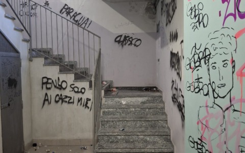 Il comune vuole acquistare il parcheggio a pagamento: la perplessità del gruppo di opposizione