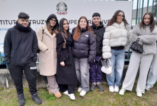 Meno di 16 gradi in classe: studenti in sciopero al Marcora