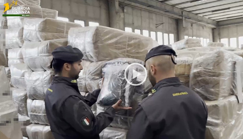 Sequestrati oltre 65mila capi contraffatti