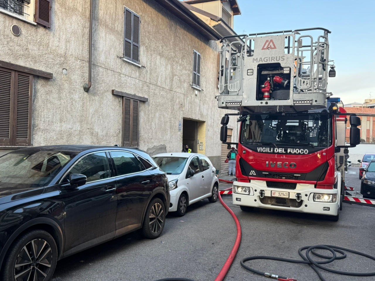 A fuoco la canna fumaria: intervengono i Vigili del Fuoco