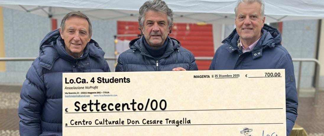 Lo.Ca. 4 Students sostiene Portofranco donando 700 euro per l’aiuto allo studio