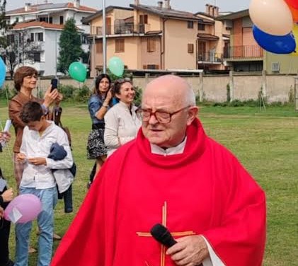 Il ringraziamento della comunità a don Giuseppe