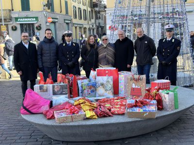 La Befana del Vigile in piazza per aiutare le famiglie bisognose