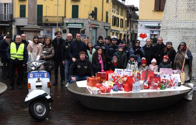 La Befana del vigile torna in piazza per aiutare le famiglie in difficoltà
