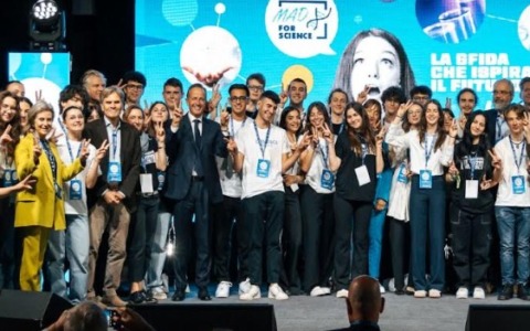 Il liceo Majorana tra i 50 istituti italiani promossi alla seconda fase del concorso  Mad For Science
