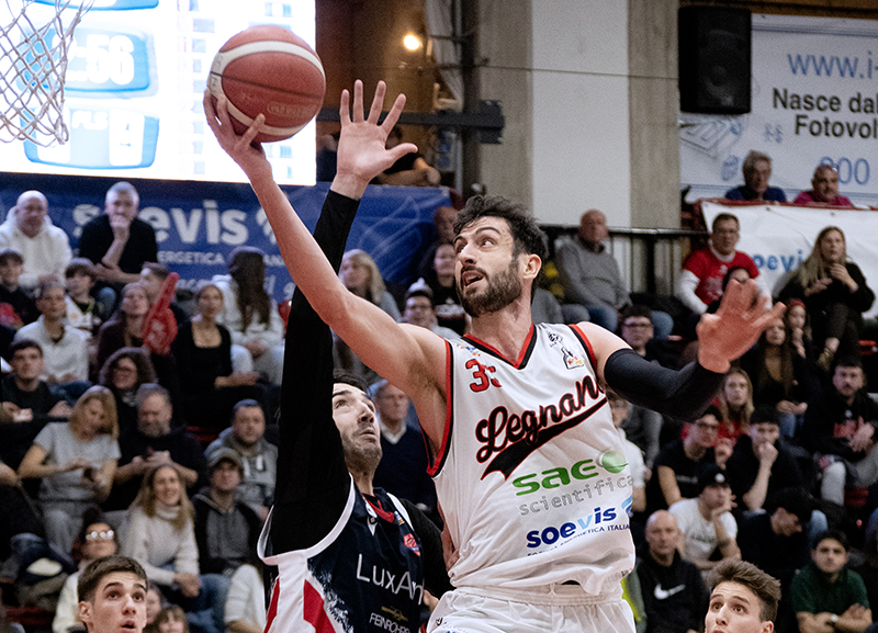 Pessima Legnano con Lumezzane che perde in casa