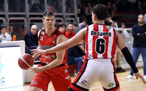 Il 2026 dei Knights parte con un successo in trasferta