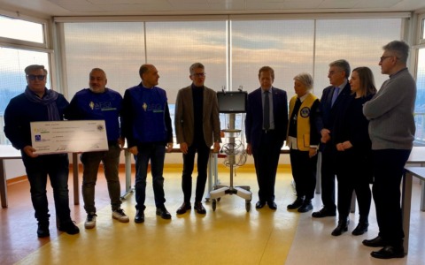 Un ecografo portatile per l’Oncologia del Fornaroli