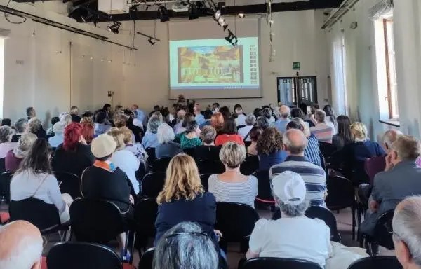 Lezioni di comportamento animale in Corte Valenti