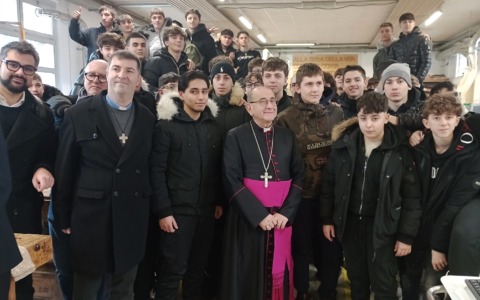 L’Arcivescovo Delpini alla festa per i 70 anni dei Salesiani di Arese