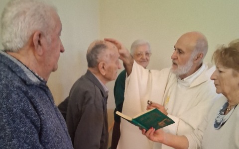 Messa per la Beata Vergine di Lourdes alla Rsa