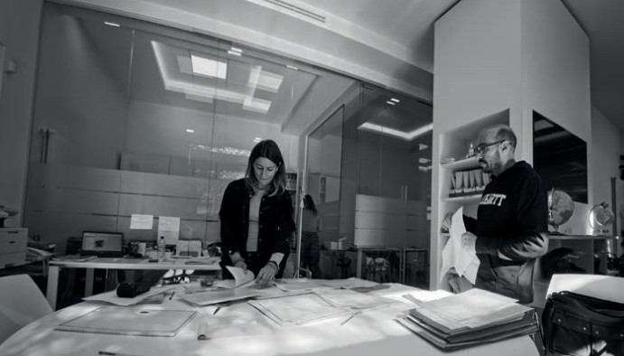 Autoscuola Moderna, 52 anni di esperienza e leadership nella formazione per patenti professionali