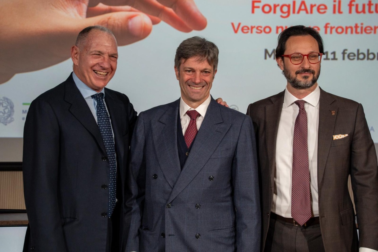 Intelligenza artificiale e imprese italiane: “Leva fondamentale per la crescita”