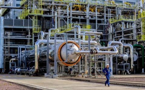 EuroChem – Tecnimont: quando una controversia giudiziaria mette a rischio le posizioni degli esportatori italiani