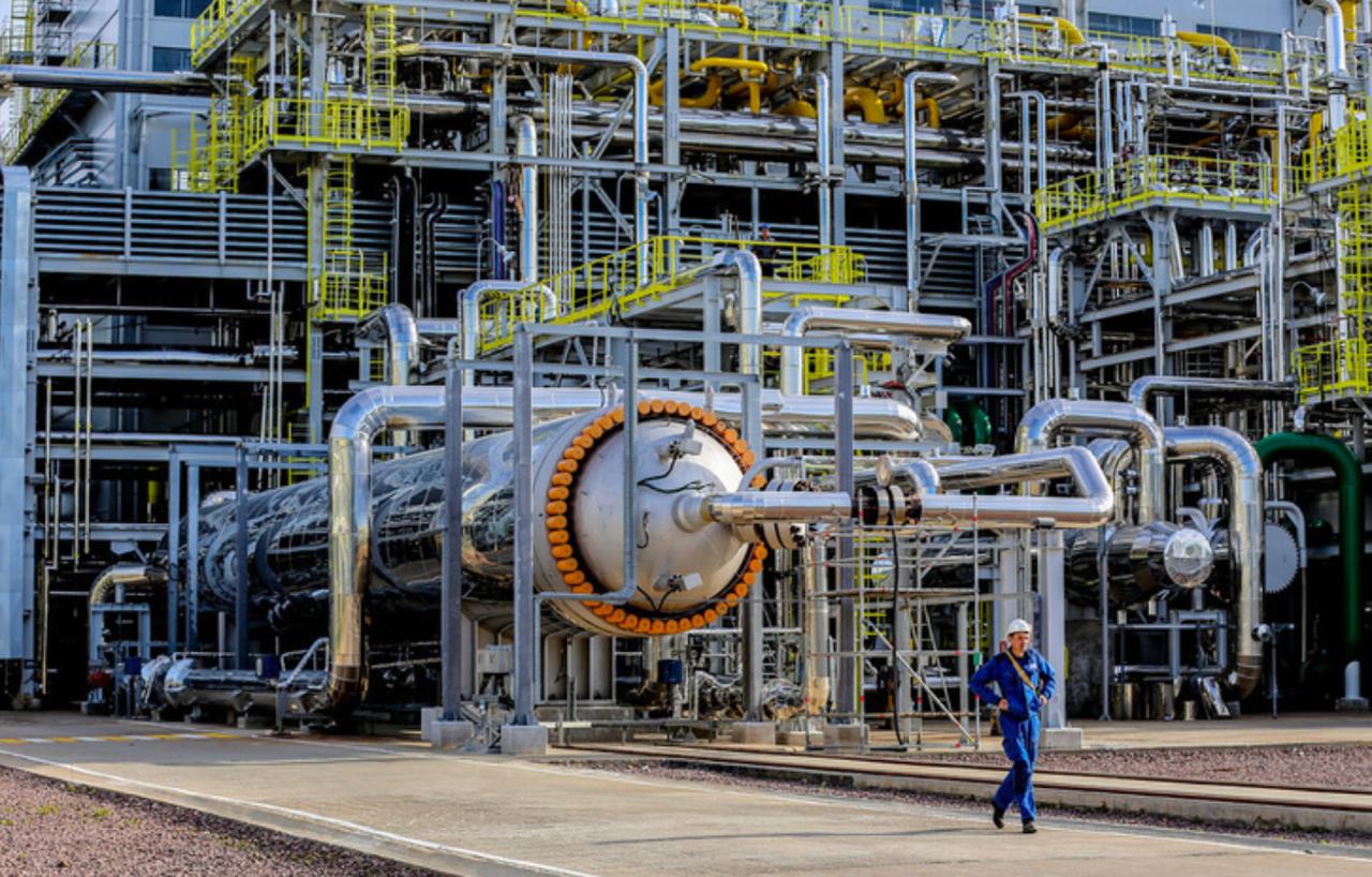 EuroChem – Tecnimont: quando una controversia giudiziaria mette a rischio le posizioni degli esportatori italiani