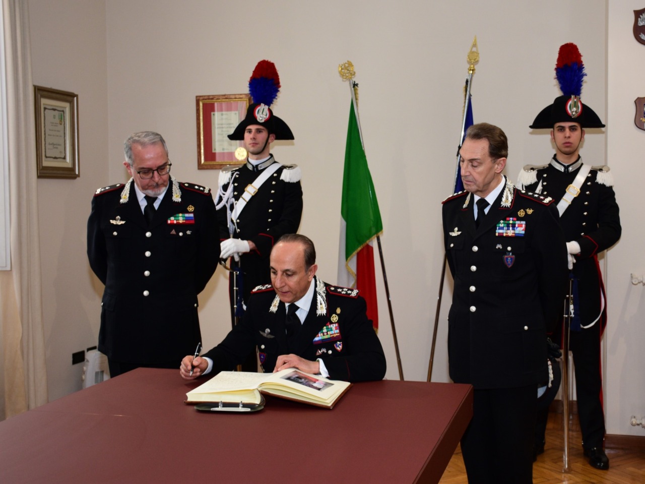 Il Comandante generale dell’Arma dei carabinieri in visita a Milano