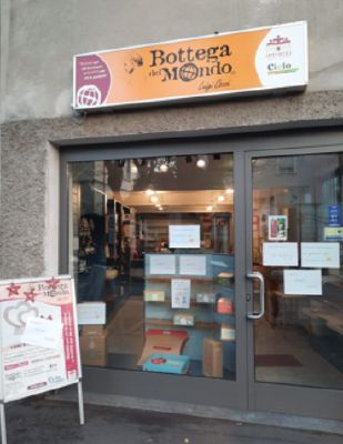 Intrecci chiude il negozio equo-solidale di Rho, per la riapertura si spera in un’altra cooperativa