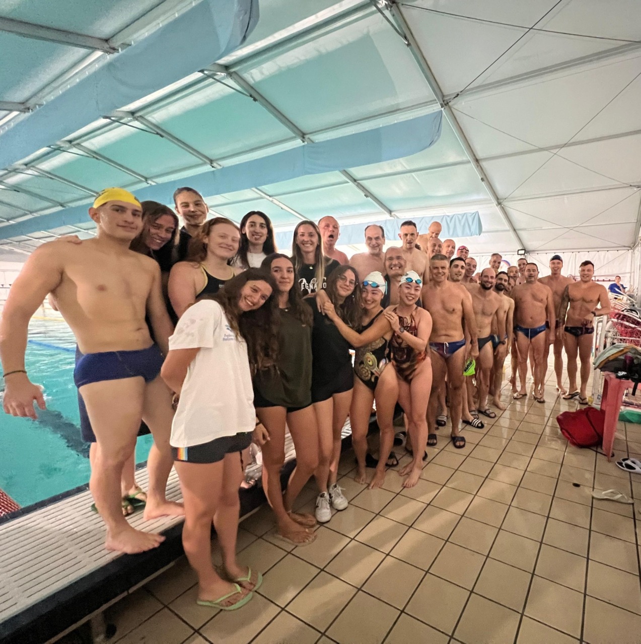 Risultato storico per i nuotatori del Carroccio