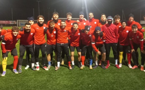 Il Calcio Canegrate partecipata alla giornata dei calzini spaiati