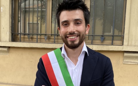 Nuovo guasto, chiude ancora la biblioteca: sindaco pronto a denunciare la ditta