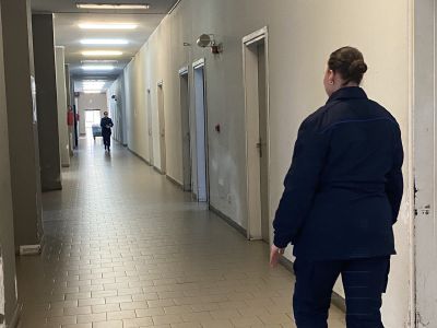 In carcere per l’omicidio di una donna di 81 anni non rientra in cella dopo il permesso