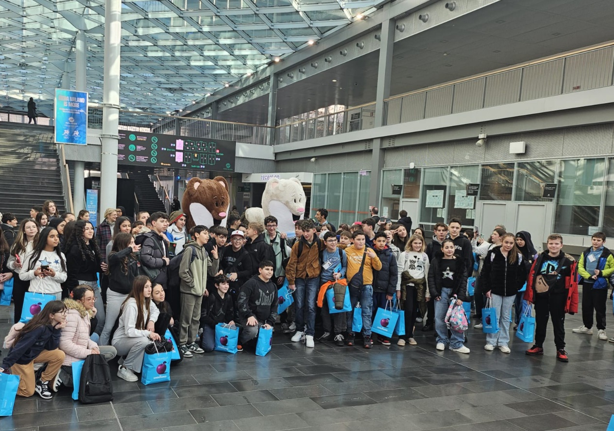 «Amici per la pelle», primo posto per gli studenti della media Montalcini
