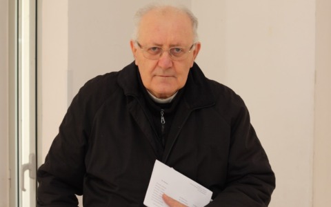 L’addio a don  Luigi Lesmo