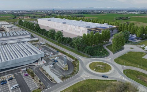 Confronto acceso tra maggioranza e opposizione sulla costruzione del Data Center