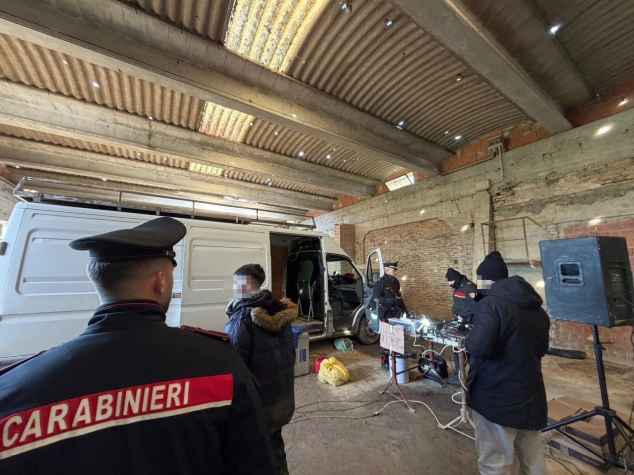 Rave party nella golena del Po: nei guai anche giovani della provincia di Milano