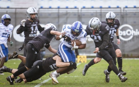 I Frogs partono alla grande in campionato con una vittoria netta