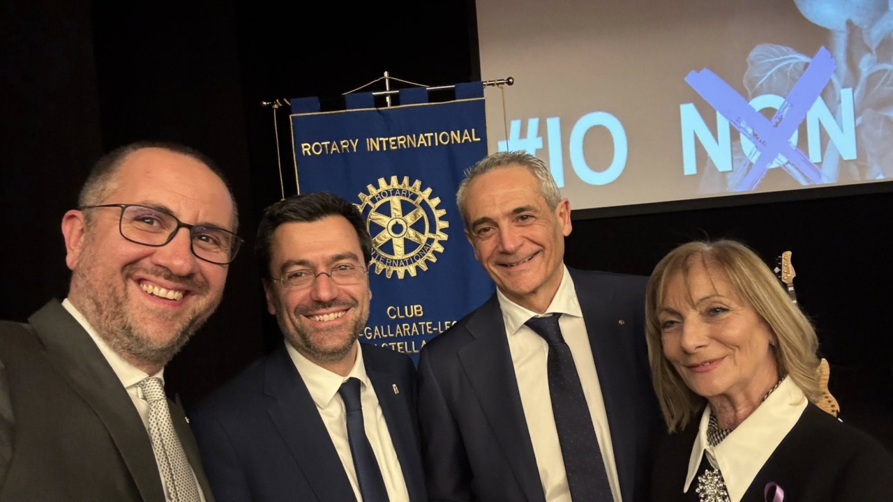 Disturbi del comportamento alimentare: dopo la serata a teatro, ora una mostra