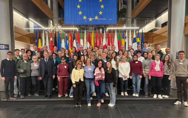 Studenti e cittadini arconatesi in visita a Strasburgo