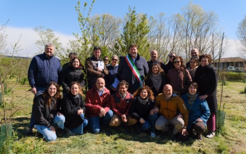Forestami compie un anno e restituisce il primo bosco alla comunità