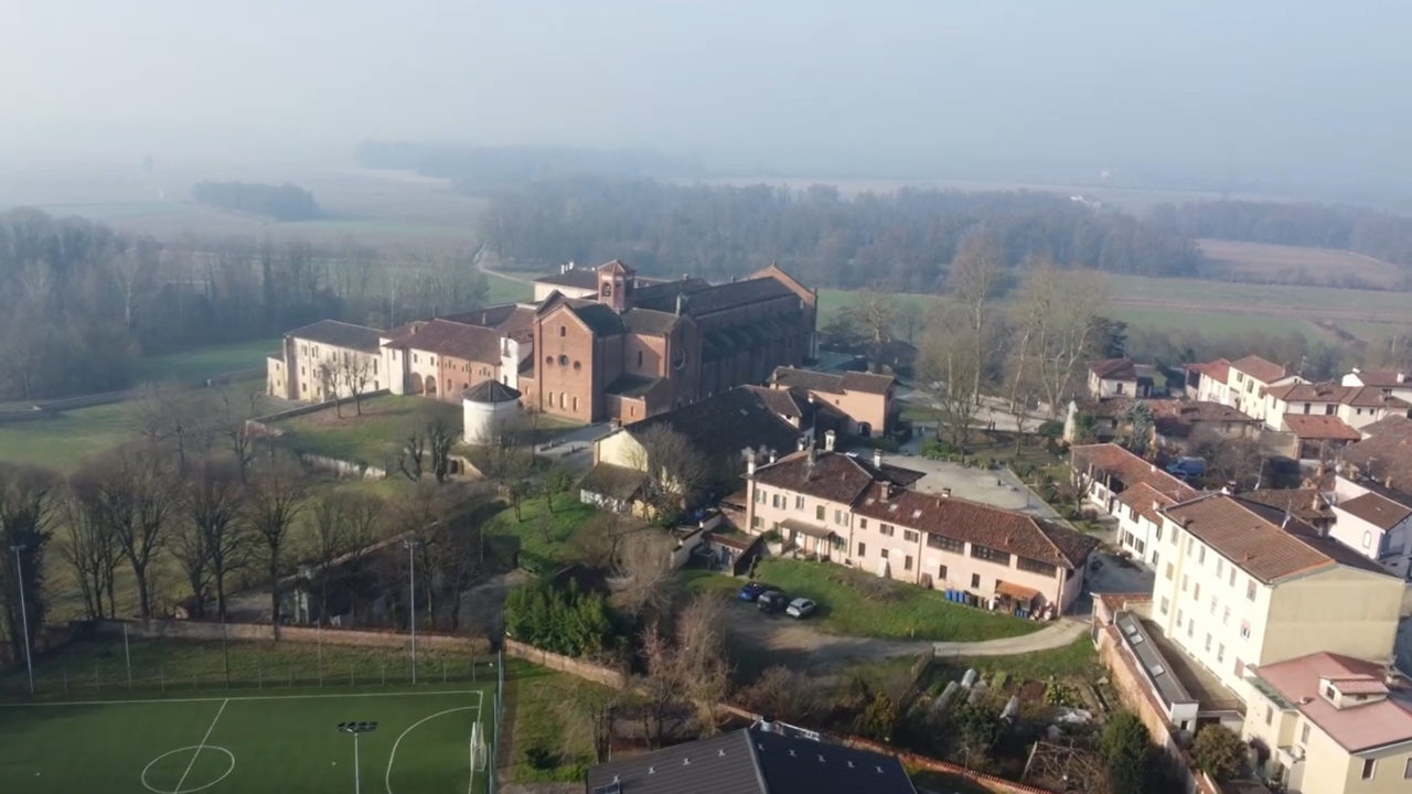 «Morimondo, una bomboniera tra le risaie: il borgo più piccolo del milanese merita di essere conosciuto da tutti»